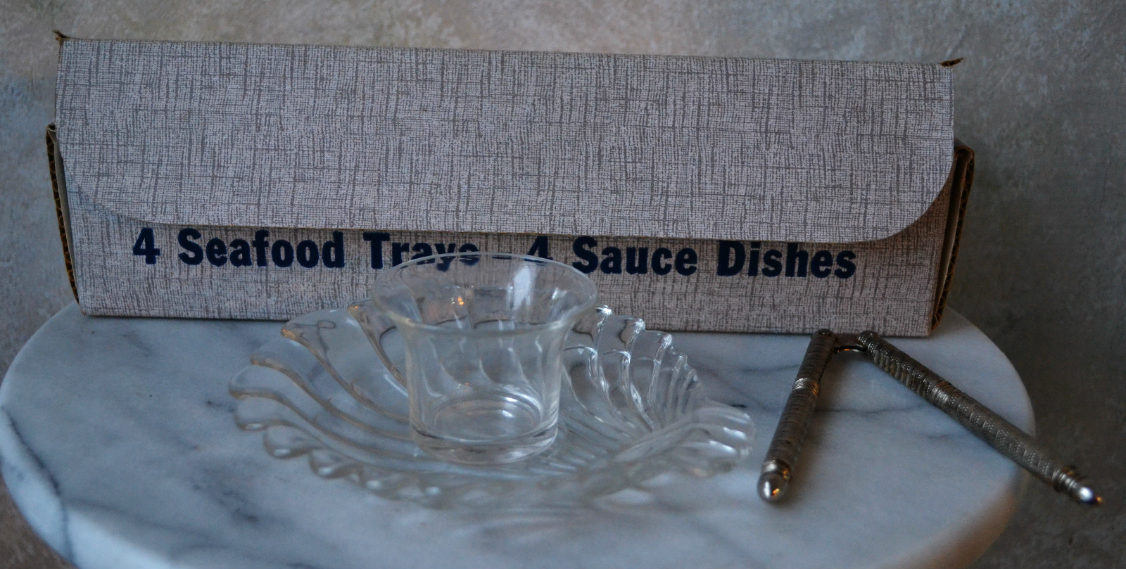 Vintage Federal Glass Beachcomber Seafood Set in original box, set 4 Tray Dish
