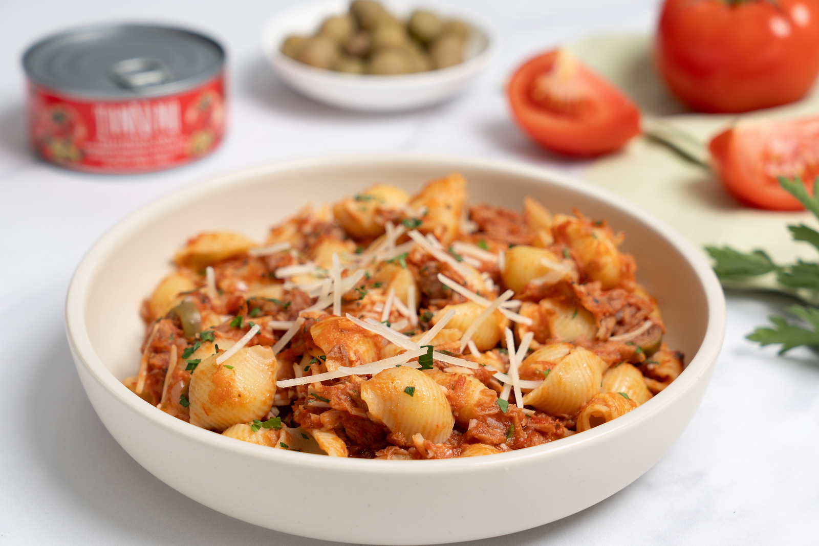 Yellowfin Tuna chunks with tomatoe and olives, 4.94 oz, Can, Wild Caught