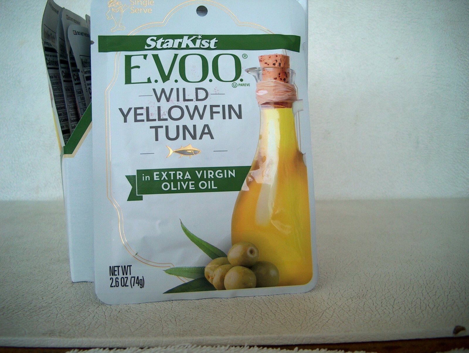 STAR KIST SINGLE SERVE YELLOWFIN TUNA IN OLIVE OIL COUNT OF 12 / 2.6 OZ