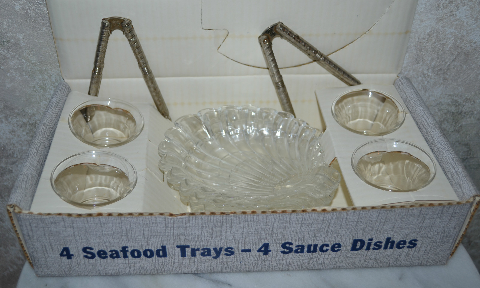 Vintage Federal Glass Beachcomber Seafood Set in original box, set 4 Tray Dish