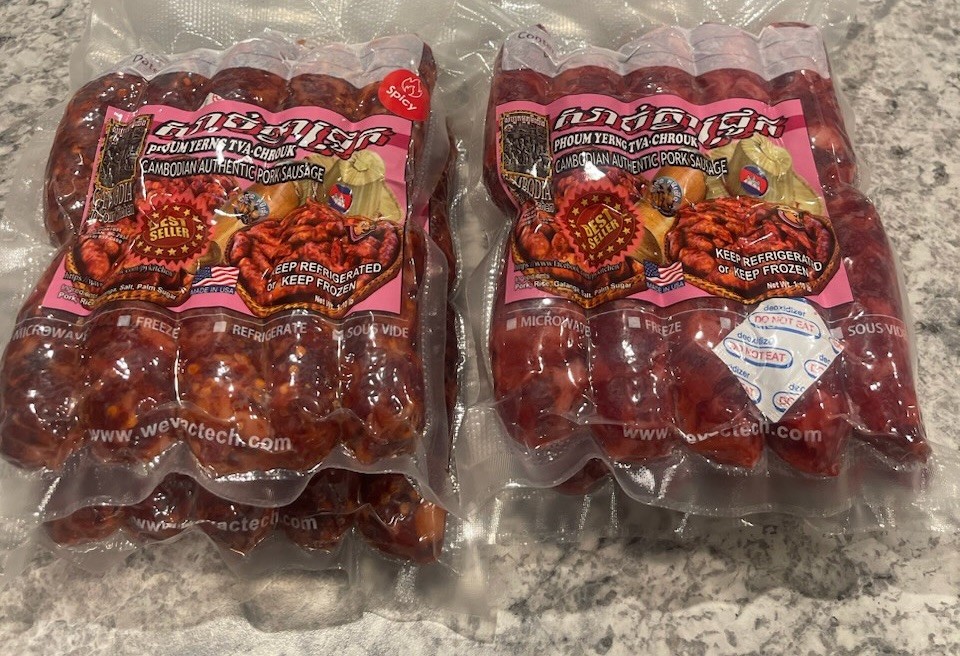 Cambodian Sausages – TVA Chrouk🐖 (1 Pack of 10) $20 Pork Sausages **✅Non Spicy*