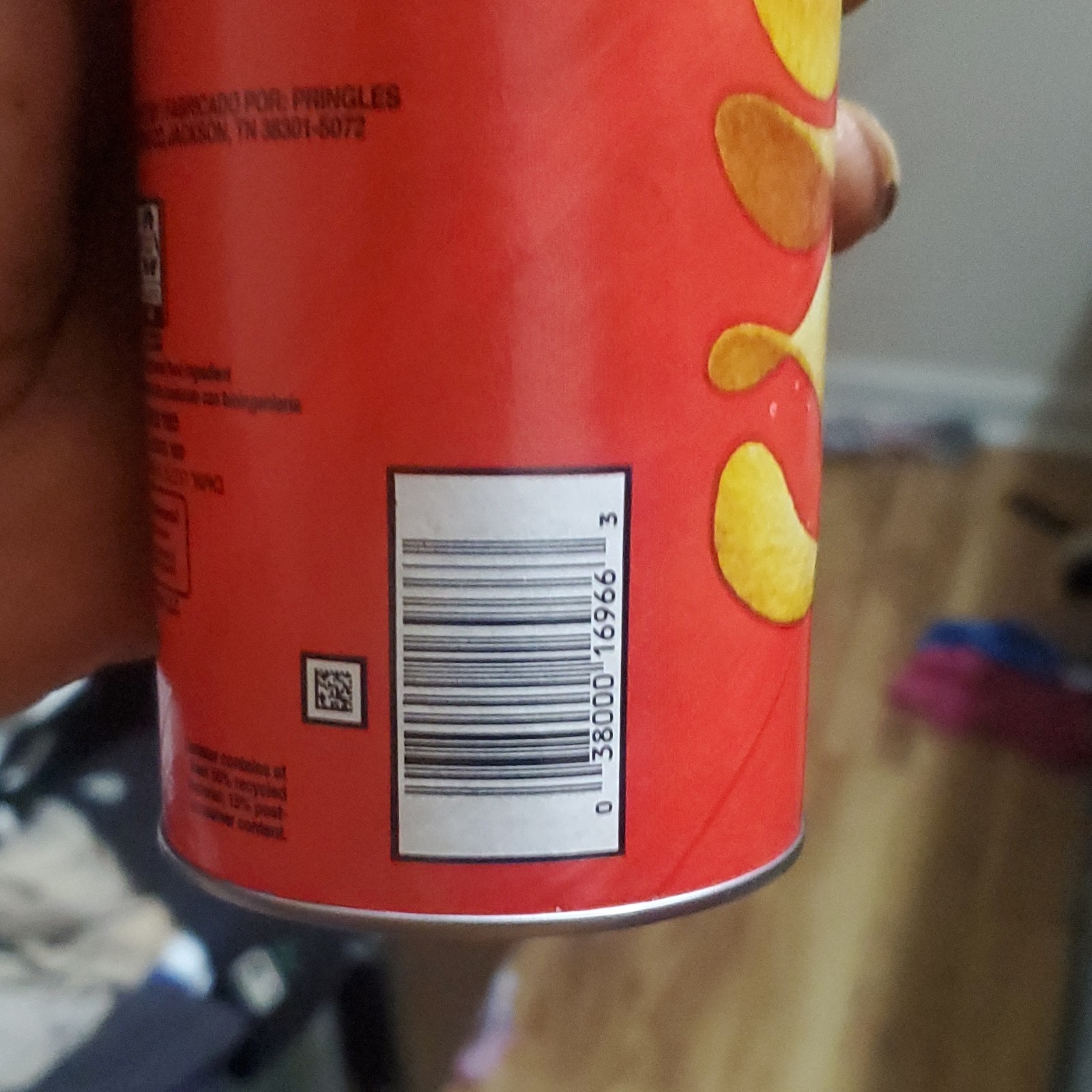 Pringles Packaged Snack Crisps Potato Chips Can 7 Servings 28g Pantry